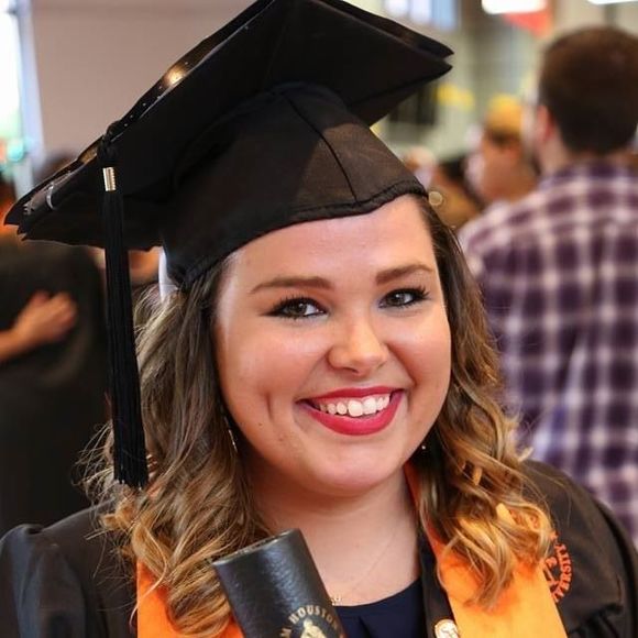 Meet your Posher, Katelyn