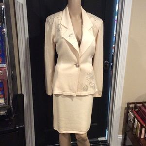 St. John knit skirt suit, vintage