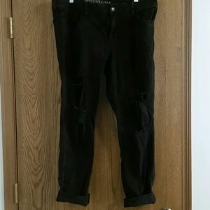 Black Distressed AE Jegging!