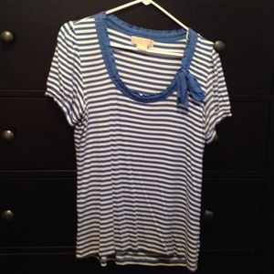 Adorable Michael Kors shirt! 🎀
