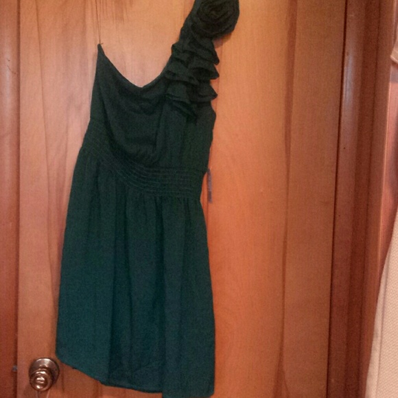 Emerald green one shoulder dress