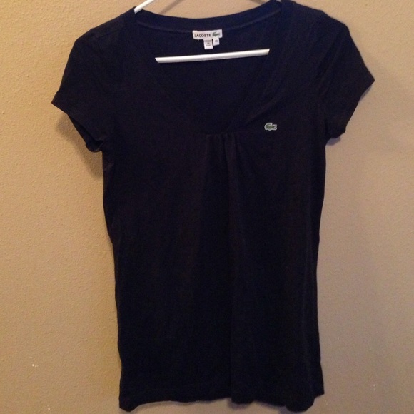 Cute black t-shirt!