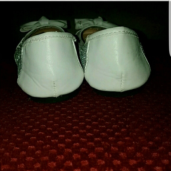 Girls Mesh Flats - Picture 2 of 3