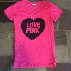 Victoria's Secret PINK t-shirt