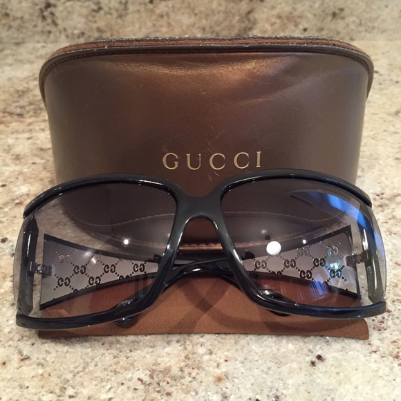 Gucci Black Square Sunglasses - Picture 4 of 4