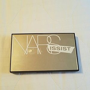 Nars Issist eyeshadow pallette