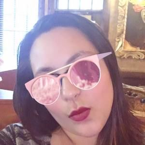 Meet your Posher, Dania