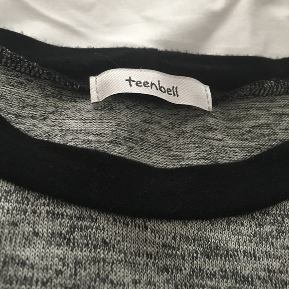 Long crop top/waist length - Picture 3 of 3