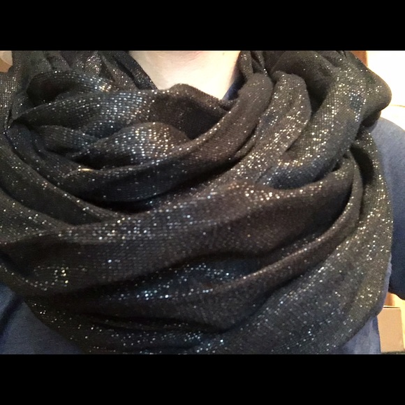 Express Accessories - Express infinity scarf