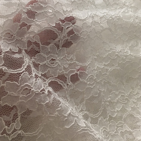 Crop top - Picture 2 of 3