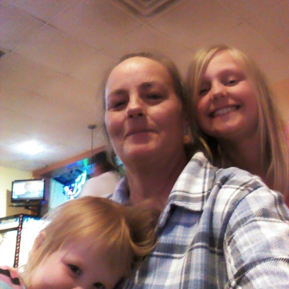 Meet your Posher, Janet - Picture 1 of 1