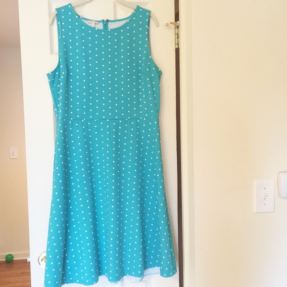 LAST CHANCE ⚡️Talbots Polka Dot Dress