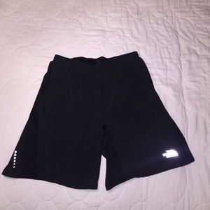Men's M North Face jogging shorts