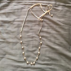 Long pearl necklace