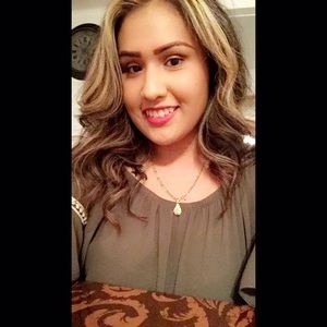 Meet your Posher, Maria