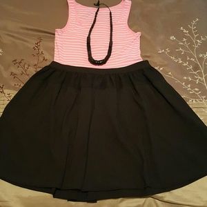 NEW CALVIN KLEIN BLACK SKIRT SZ 14