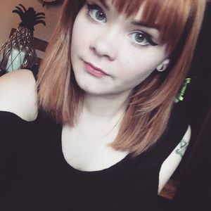 Meet your Posher, Alanis