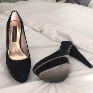 STEVENbySteveMadden Sz7 Black Suede Platform Heel