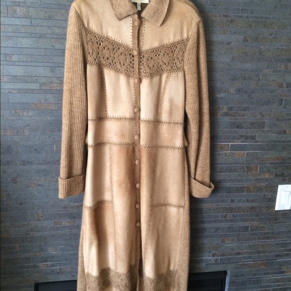 Gorgeous piece by Escada