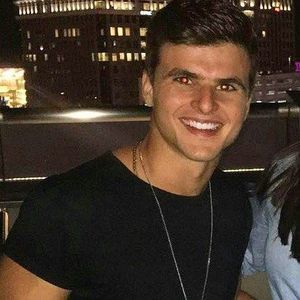 Meet your Posher, Vinicius