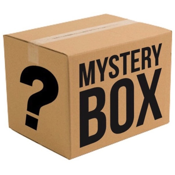 SALE!! Makeup/ Hair sample mystery box!
