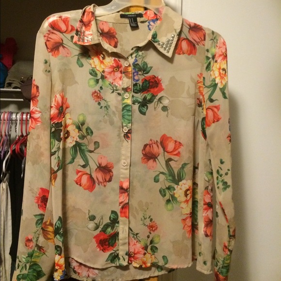 Forever 21 Floral Button-Down Blouse