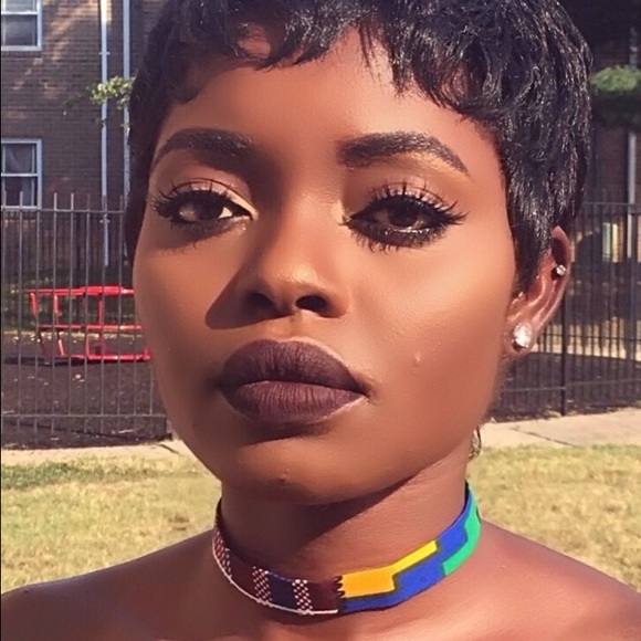 Kente Fabric Choker - Picture 2 of 3