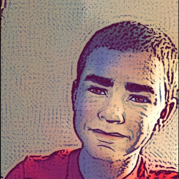 Meet your Posher, Chris - Picture 1 of 1