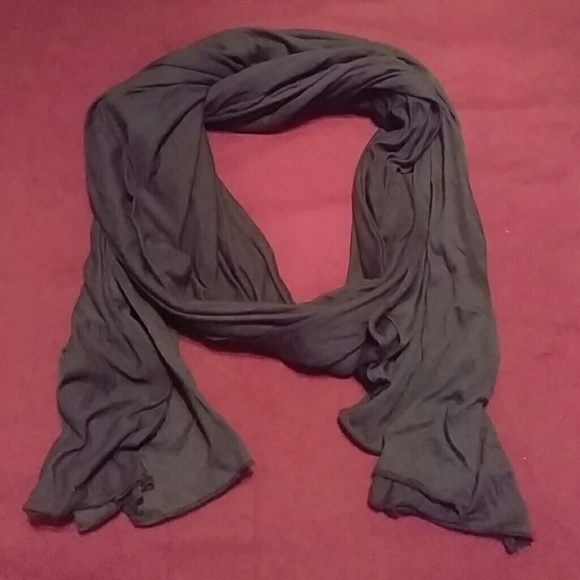 Black Lightweight Scarf - Picture 1 of 1