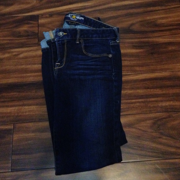 Lucky brand skinny jeans