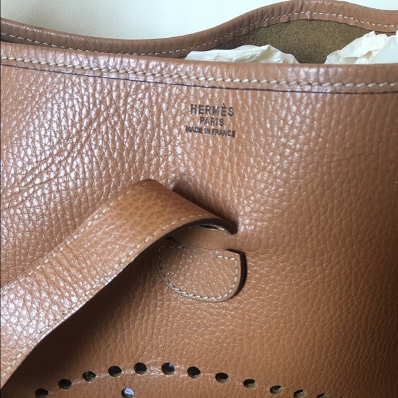 📍SOLD📍on Merc!!! 💕Hermes crossbody bag - Picture 2 of 4