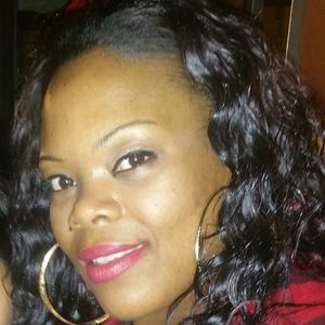 Meet your Posher, Latia