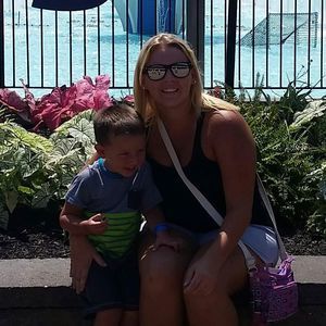 Meet your Posher, Myra