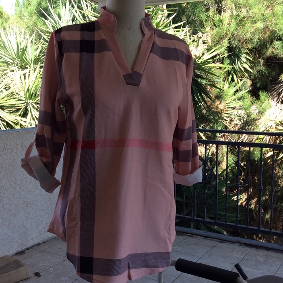 🌲🎅NWOT !STEAL OF A DEAL HOT DEAL! Almost sold out !Last 2🔥Plaid Beautiful top - Picture 2 of 6