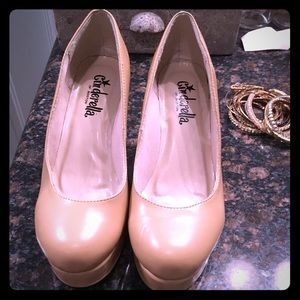 US SIZE 4, Platform Wedge Pump