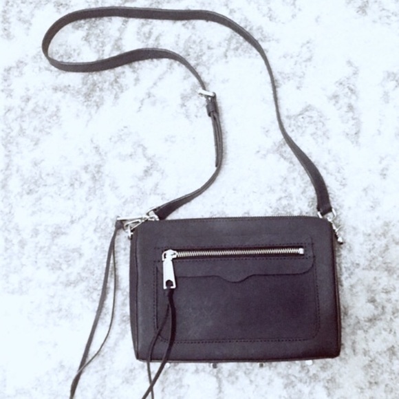 Rebecca Minkoff Handbags - FINAL Rebecca Minkoff Avery Navy Crossbody