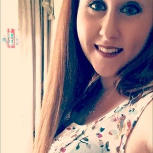 Meet your Posher, Adriana