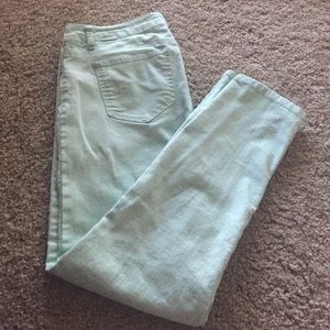 SOLD! Forever 21 mint skinny jeans
