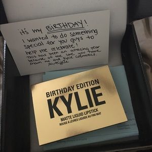 Kylie Cosmetics Mini Mattes (4)