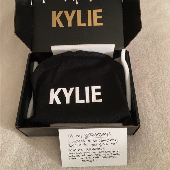 Kylie Cosmetics Complete Birthday Bundle 💄 - Picture 2 of 4
