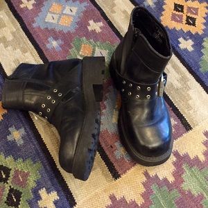 gbx buckle boots