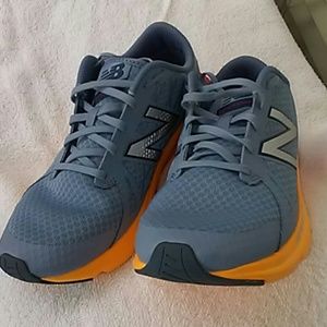 New balance-  -Speed ride LIke New