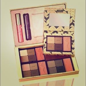 Limited Edition Tarte Home for Holidaze Set