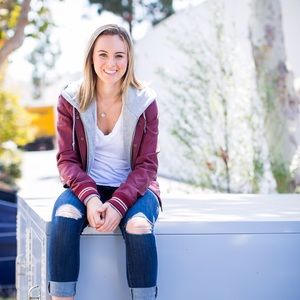 Meet your Posher, Aly