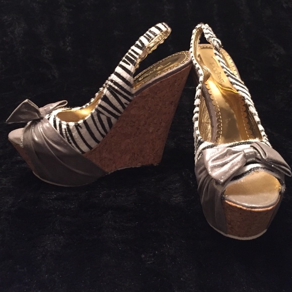Silver and zebra sling-back wedges. - Picture 3 of 4