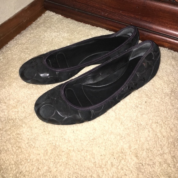 Coach flats
