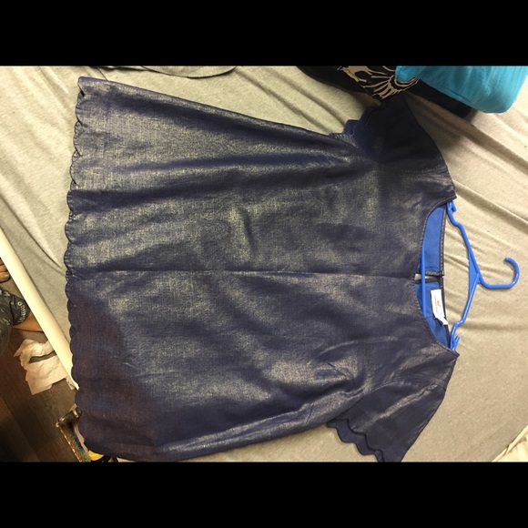 Vineyard vines scalloped shirt