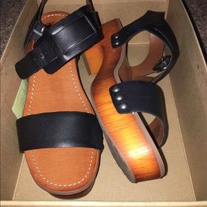 Black Lucky Brand Wedge