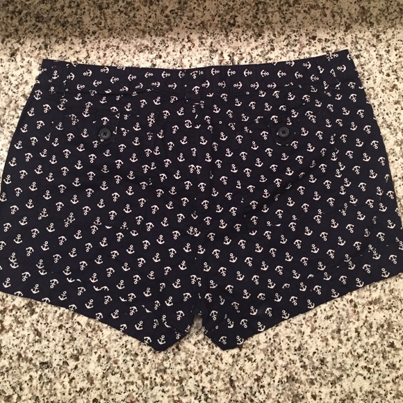 GAP navy nautical shorts - Picture 2 of 3