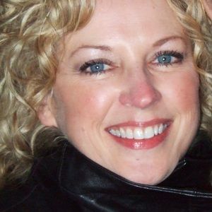 Meet your Posher, Holly